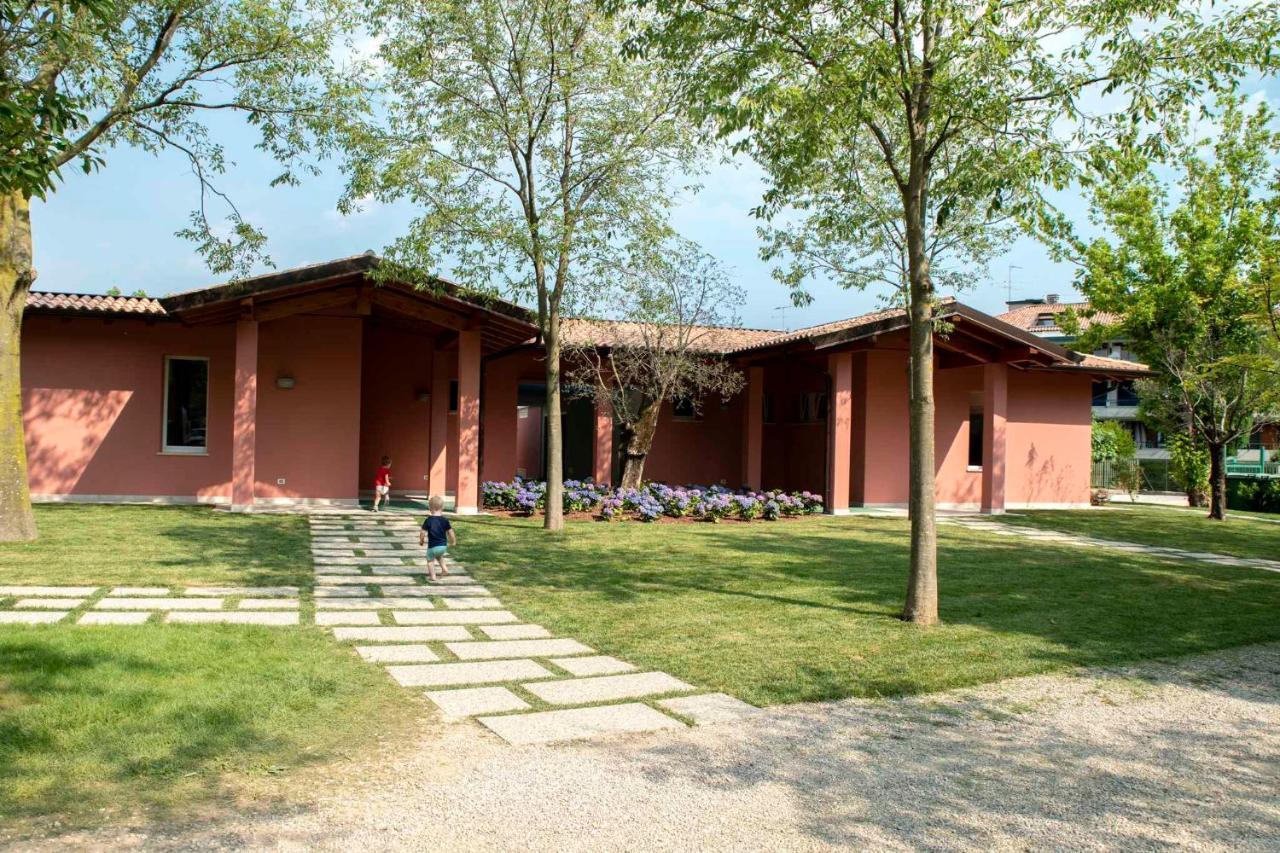 Mobilehomes In Pieve Vecchia - Norditalienische Seen 22044 Manerba del Garda Exteriör bild